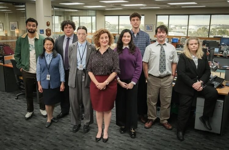 Amazon lança nova versão australiana de The Office com chefe mulher