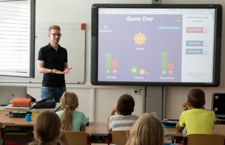 Seduc-MT lança concurso para premiar professores em tecnologia e educação