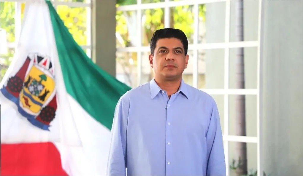 Kalil Baracat lidera pesquisa e está próximo de reeleição em Várzea Grande