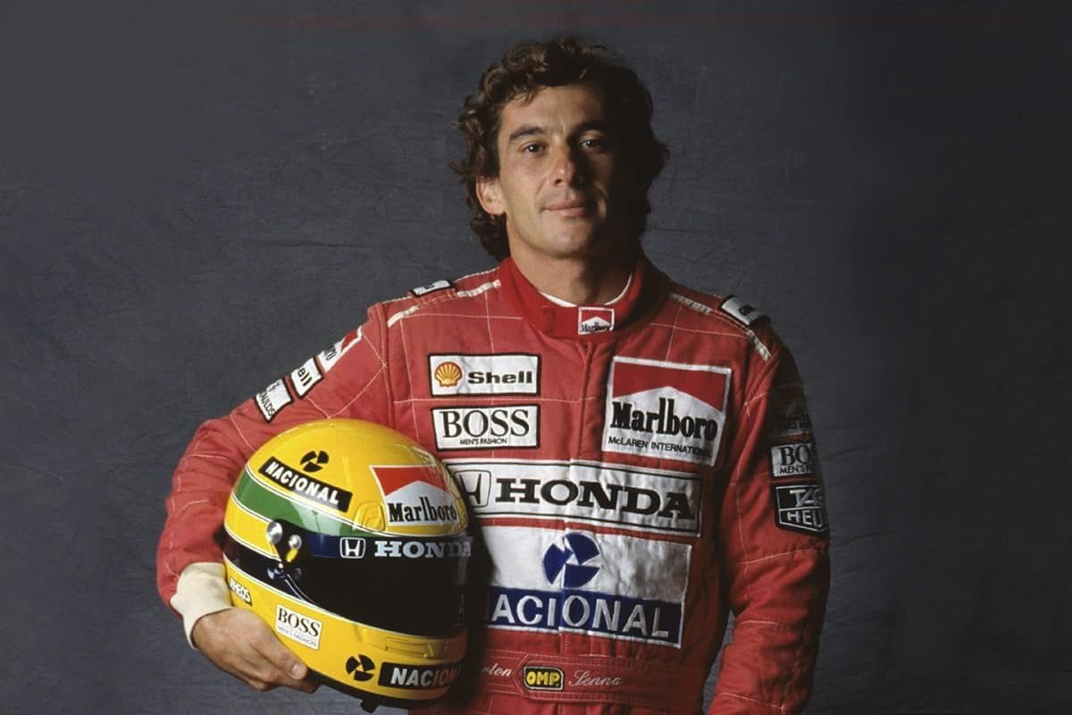 Ayrton Senna: Lotus Emira lança edição limitada, homenageando corredor