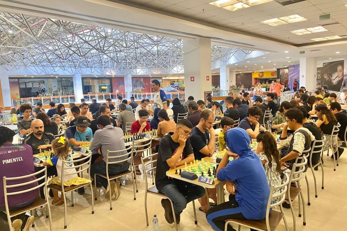 Torneio de Xadrez Rápido promove inclusão de surdos em Cuiabá