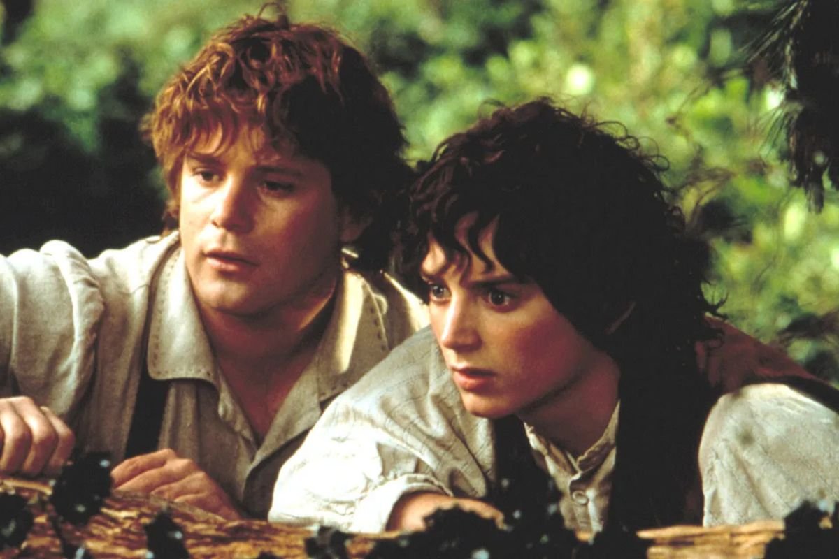 Elijah Wood sugere retorno como Frodo em novo filme O Senhor dos Anéis