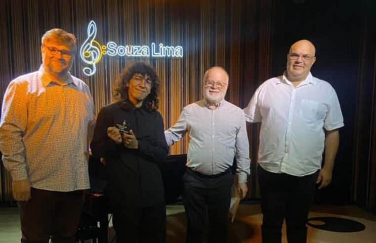 Jovem pianista de Várzea Grande conquista terceiro lugar em concurso nacional