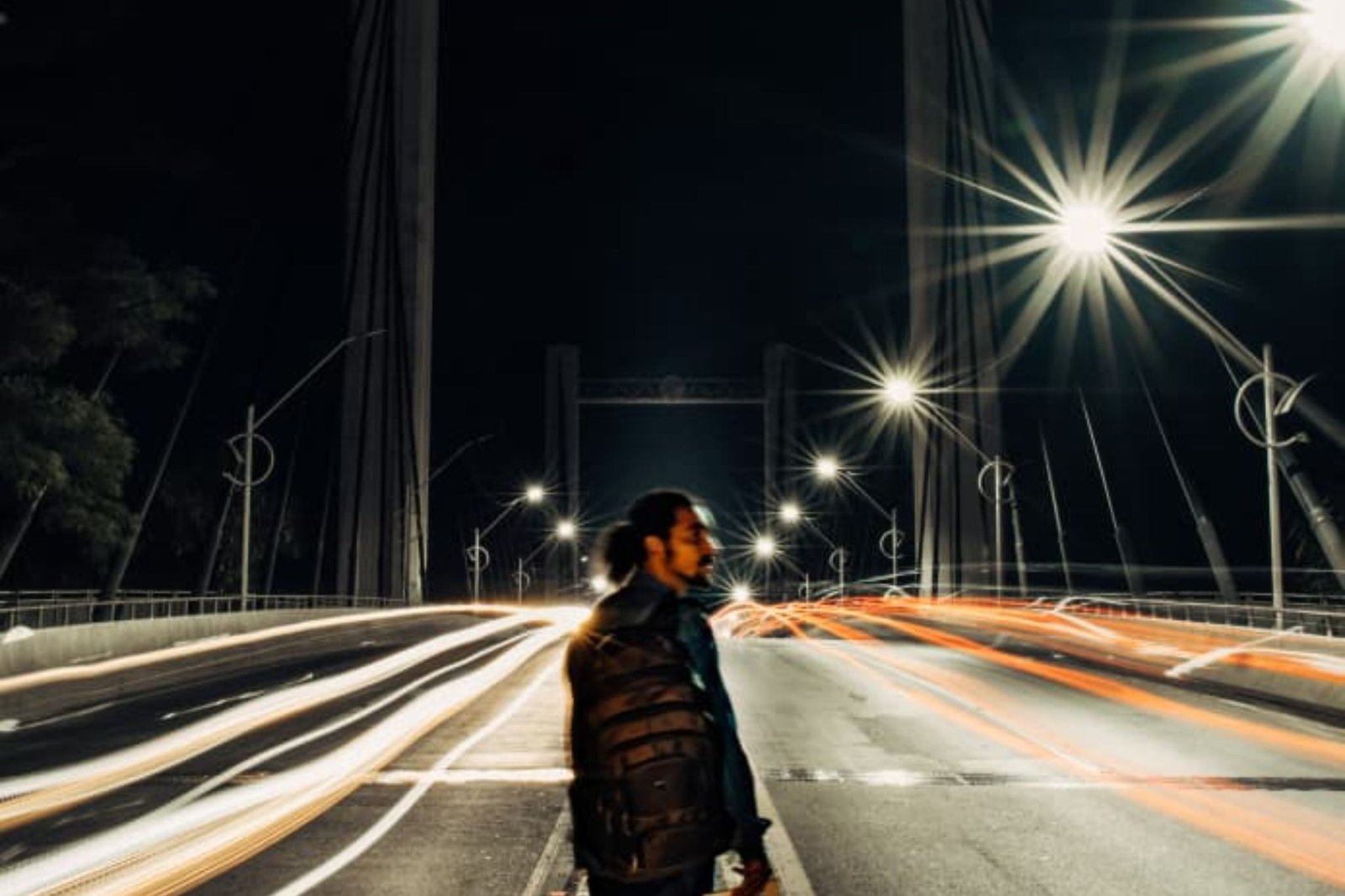 Poeta de Várzea Grande transforma realidade regional em reflexão sobre o futuro em “Distopia Kuyabana”