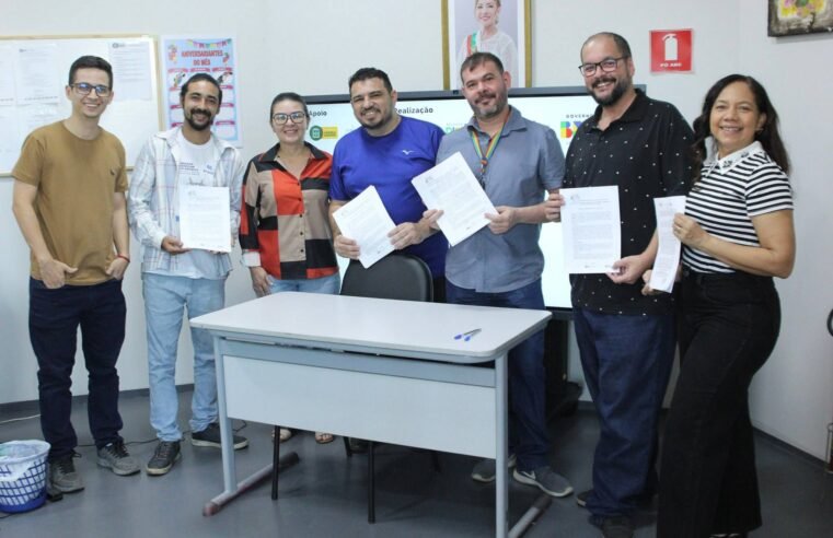 Várzea Grande formaliza repasse da PNAB para 13 projetos culturais do edital Chão de Arte
