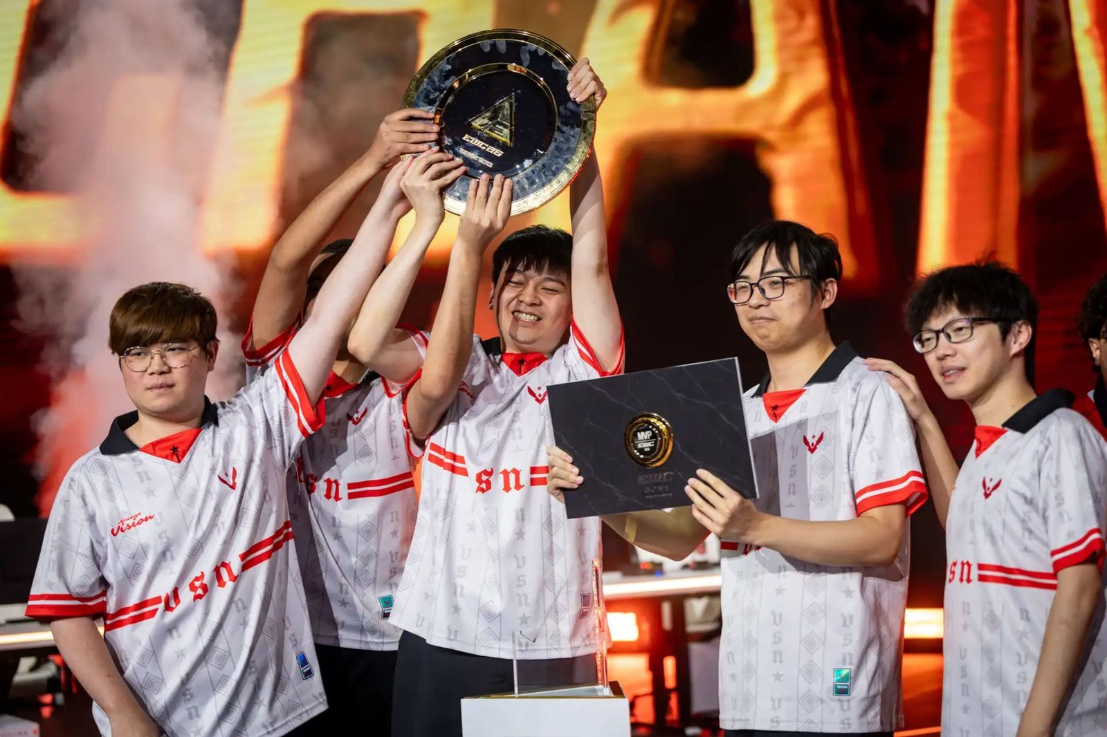 Team Vision conquista título inédito de Teamfight Tactics na Esports World Cup 26